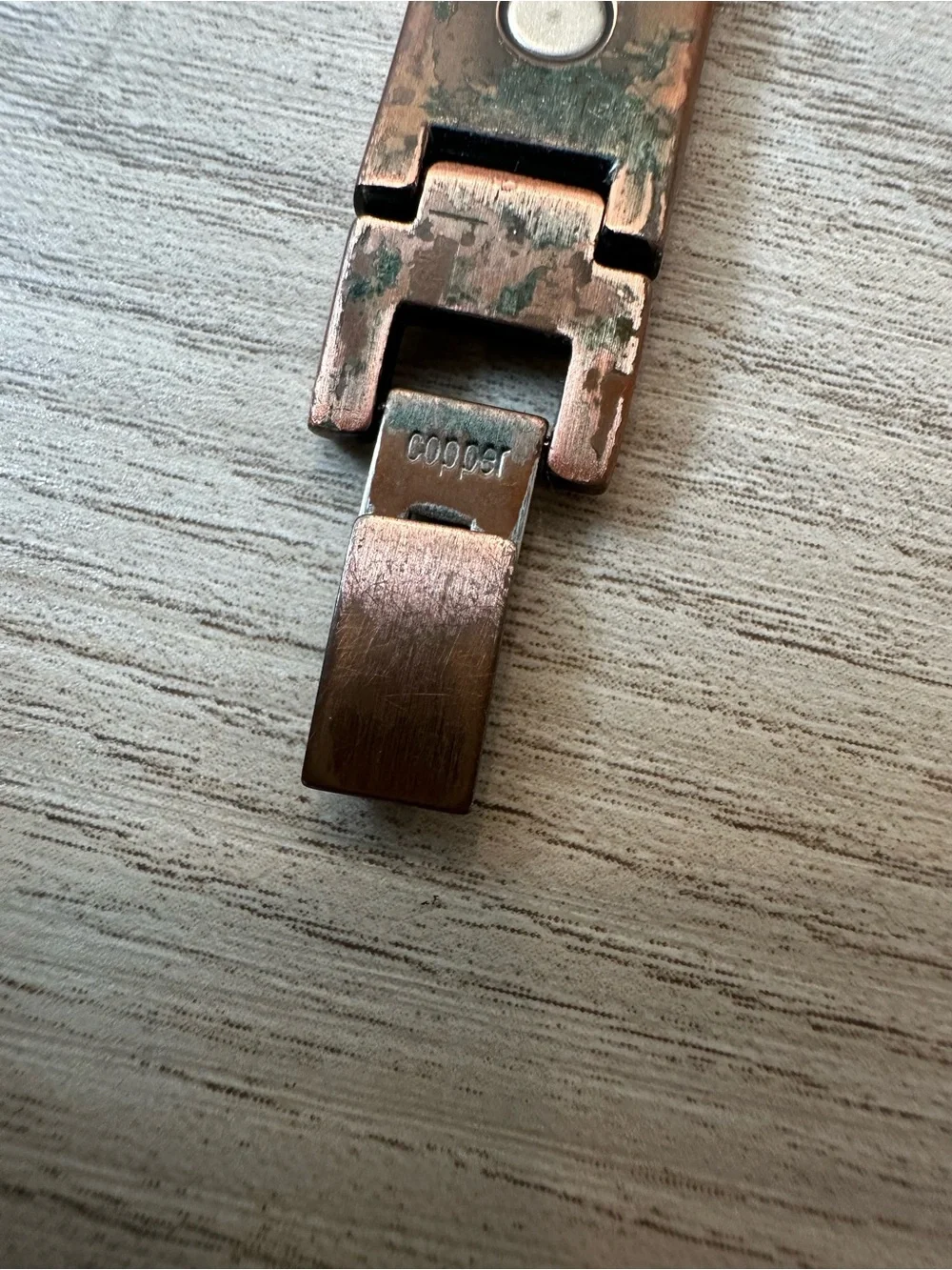 VTG Copper Religious Cross Link Bracelet (9 Inches)